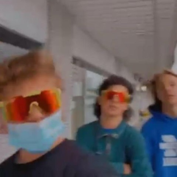 Meet your Posher, Simon - Picture 1 of 1